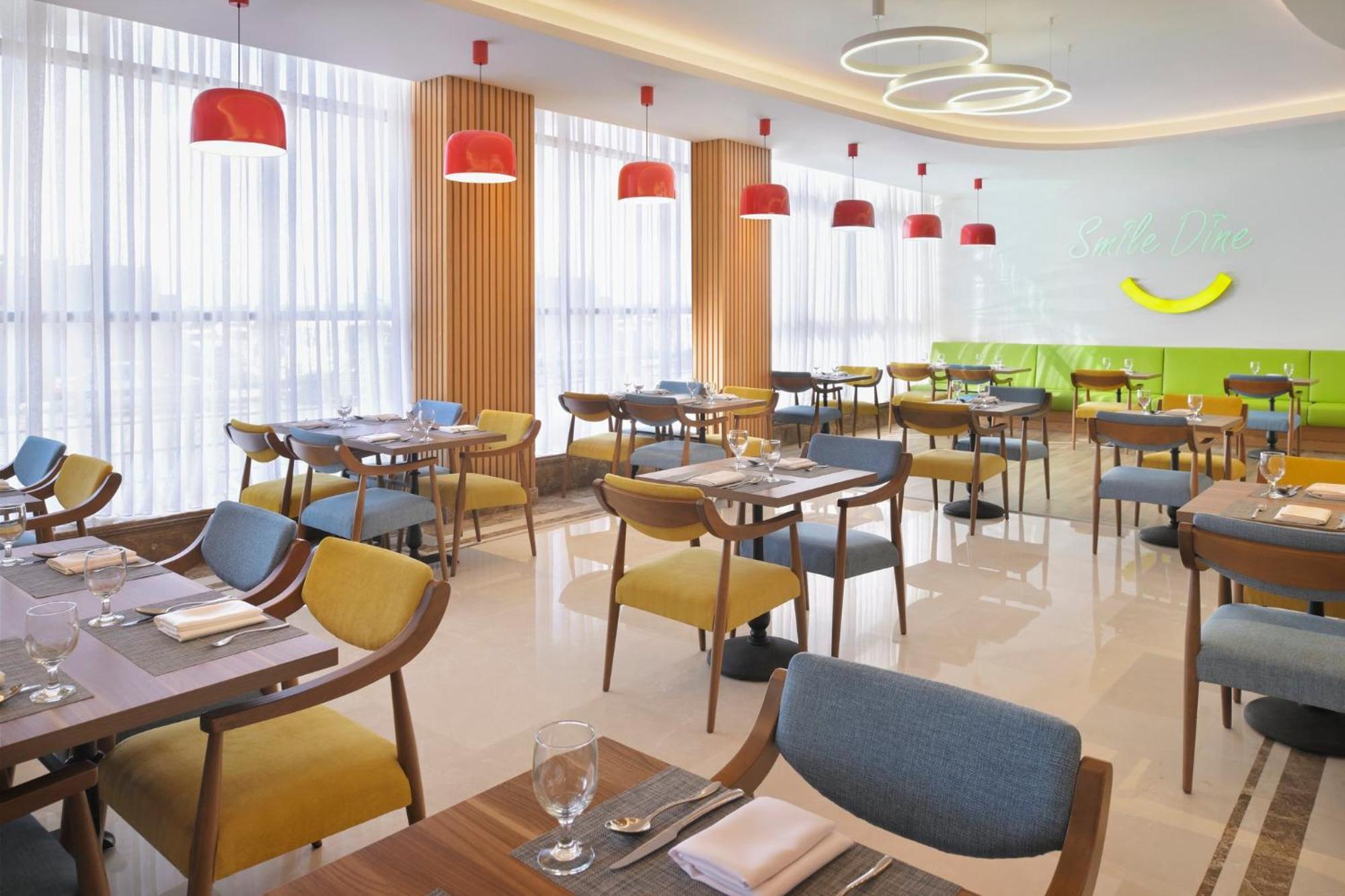 Holiday Inn Jeddah Corniche By Ihg Екстериор снимка